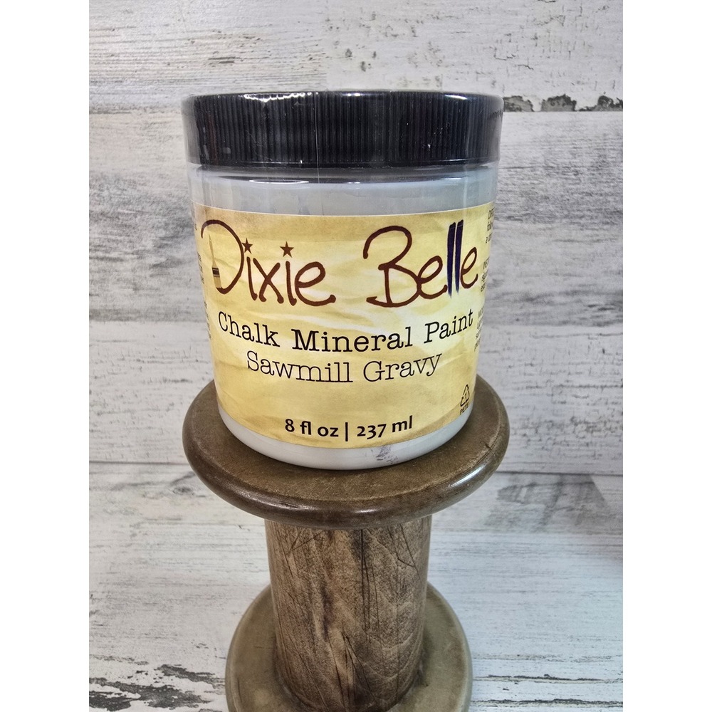 Dixie Belle Chalk Mineral Paint Sawmill Gravy 8oz Off White Furniture Paint DIY